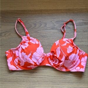 wild fable Pink & Coral Floral Underwire Bikini Top